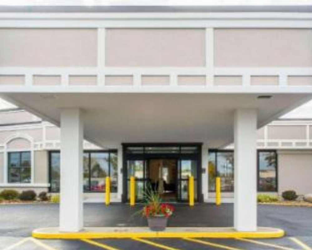 Quality Inn Geneseo Image 13