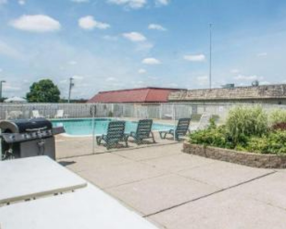 Quality Inn Geneseo Image 16